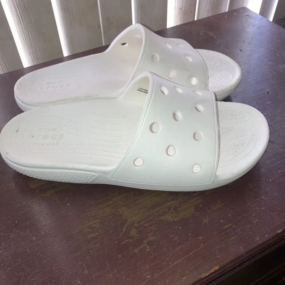 Crocs Iconic Comfort Slides Sandals Unisex White Size Men’s 9 Women’s 11